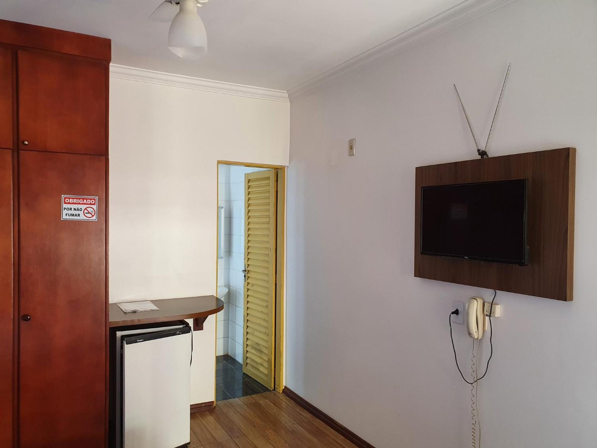 Hotel Sta Monica Marilia Room photo