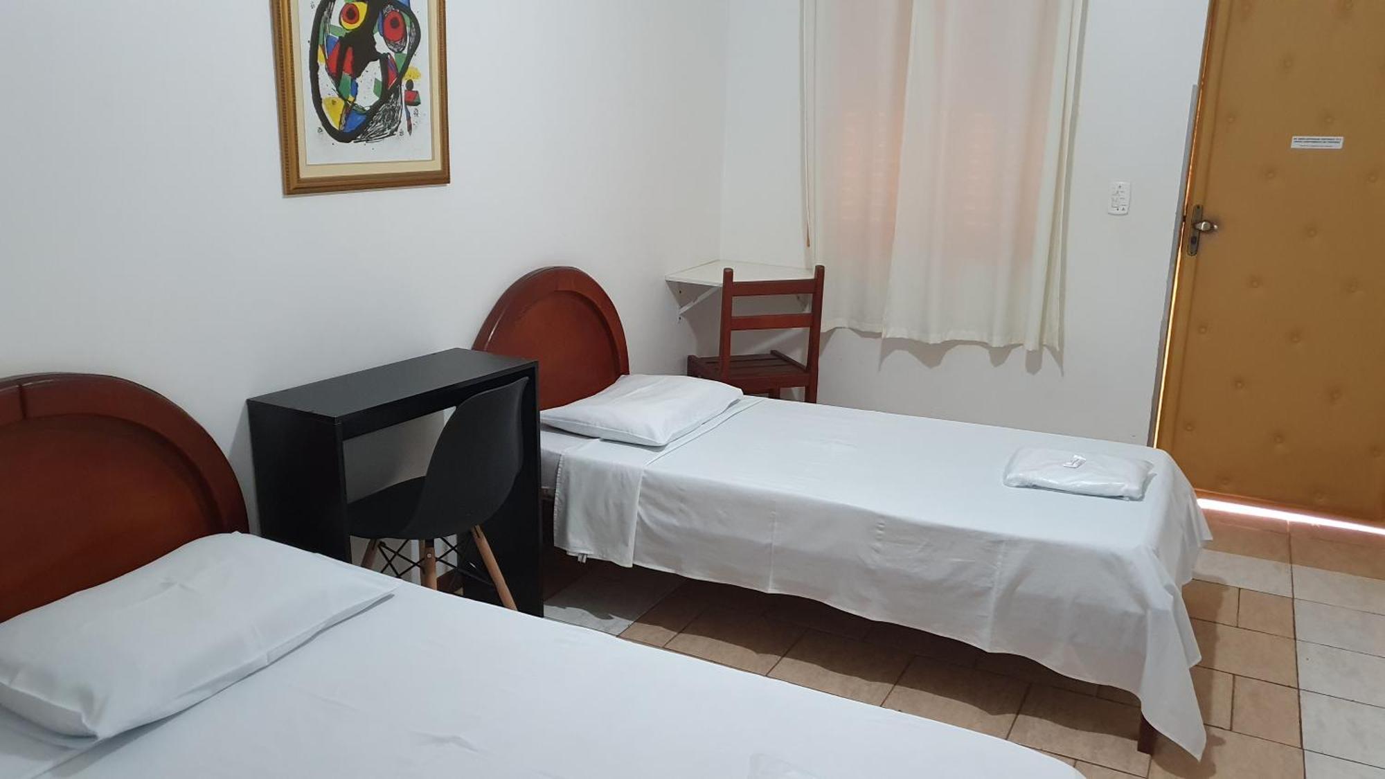 Hotel Sta Monica Marilia Room photo