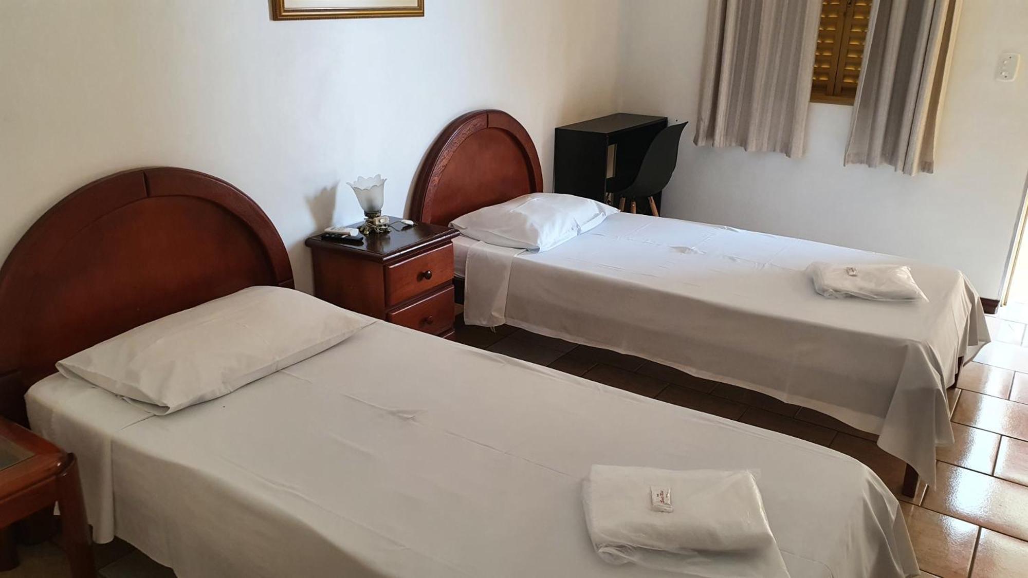 Hotel Sta Monica Marilia Room photo